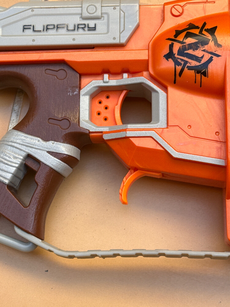 NERF FLIPFURY - 2