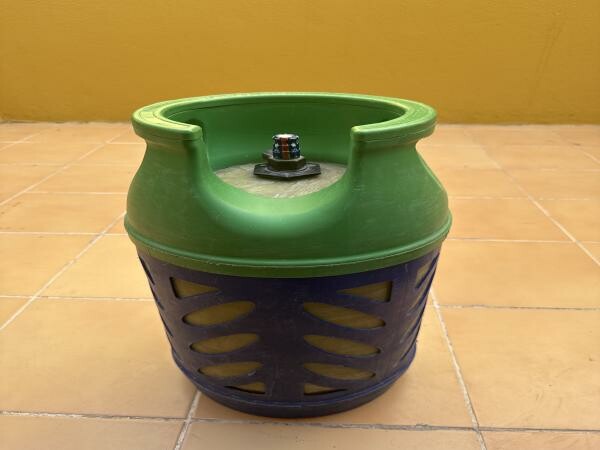 FULL GAS CYCLINDER - 1