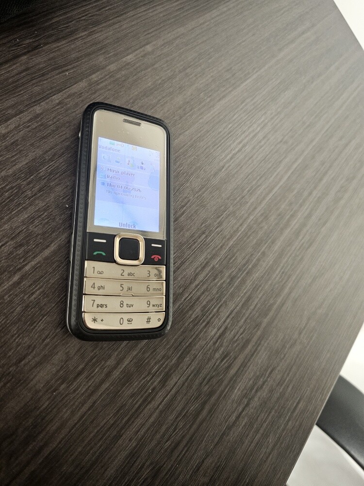 Nokia 7310c Supernova - 1