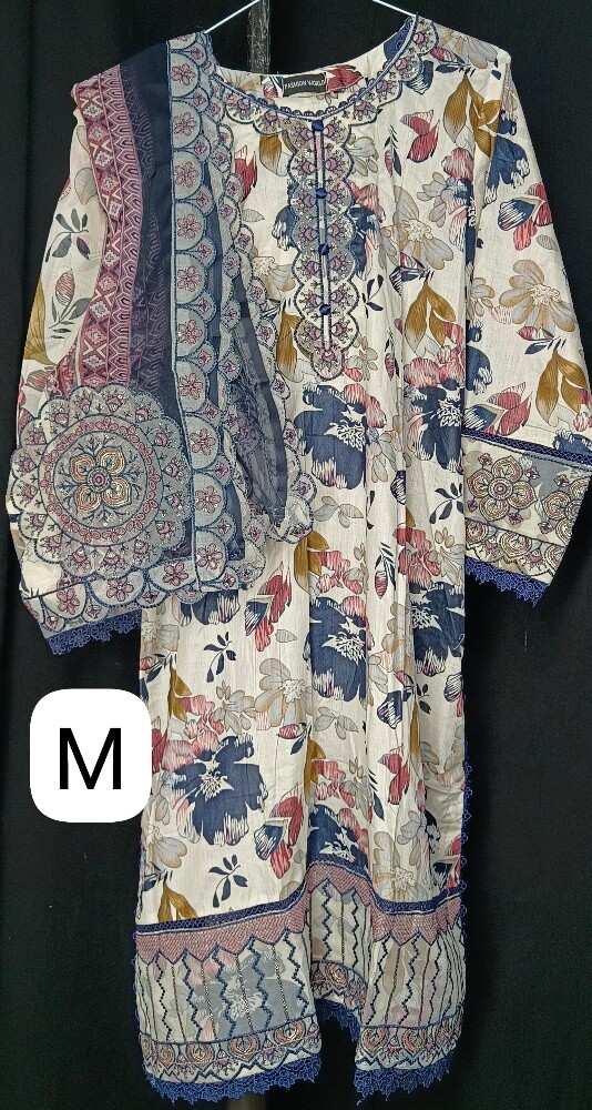 simple lawn dresses women - 9