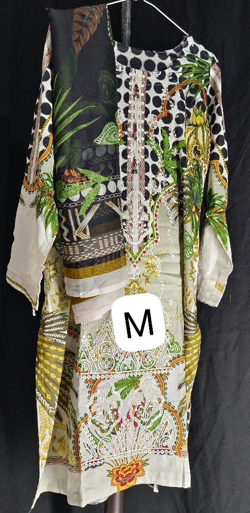 simple lawn dresses women - 6