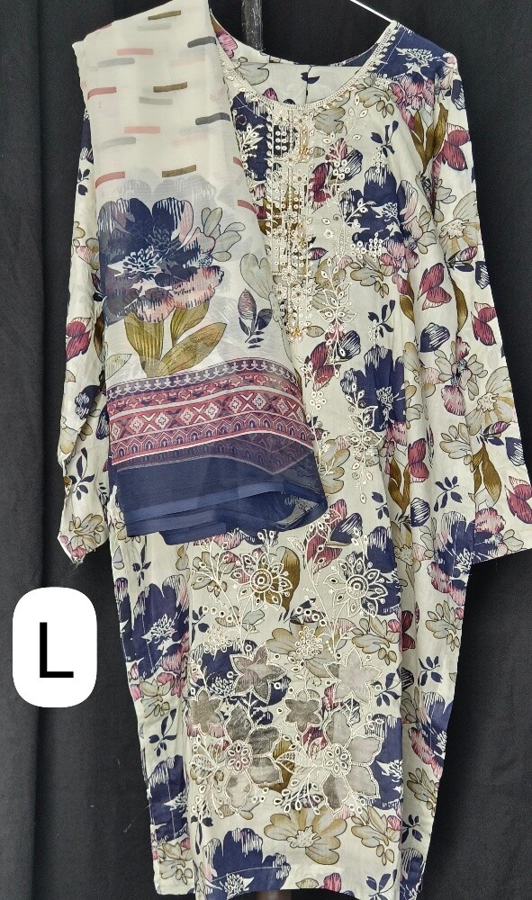 simple lawn dresses women - 4