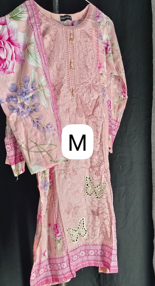 simple lawn dresses women - 7