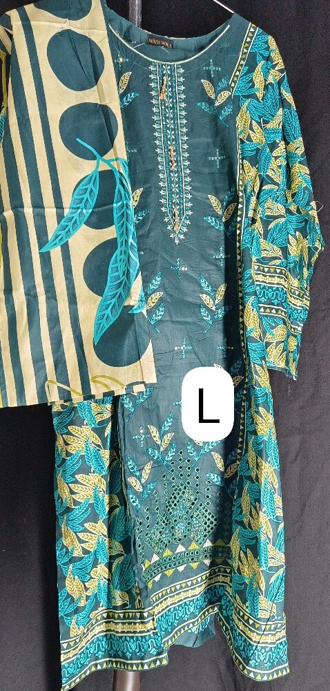 simple lawn dresses women - 3