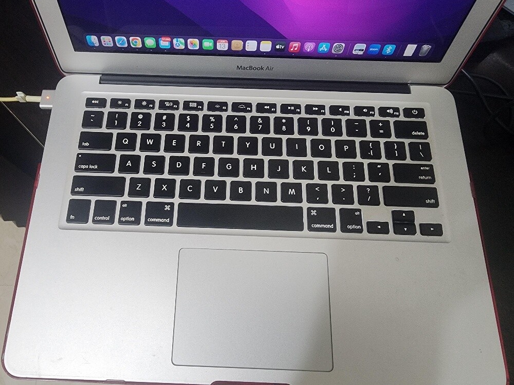 Mac Book Air in a perfect condition - 10