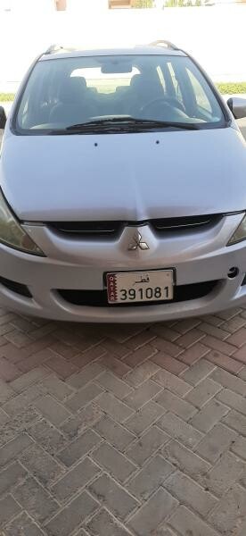 Mitsubishi Grandis - 5