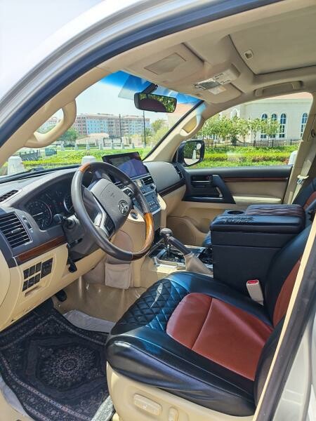 Toyota Land Cruiser GXR V8 2016 - 6
