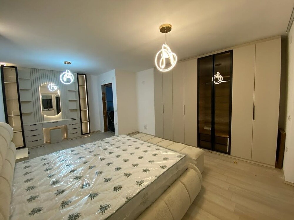 Premium Bed - 5