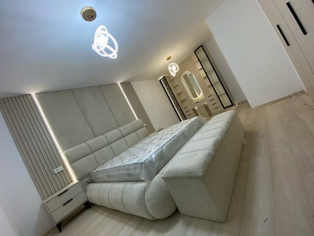 Premium Bed - 3