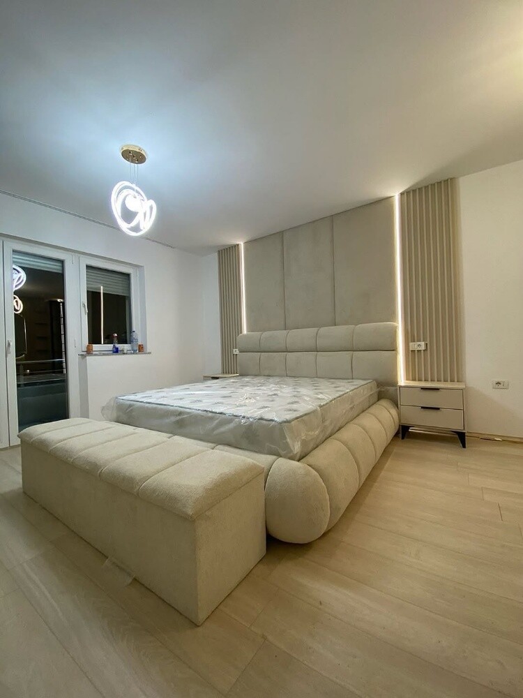 Premium Bed - 4