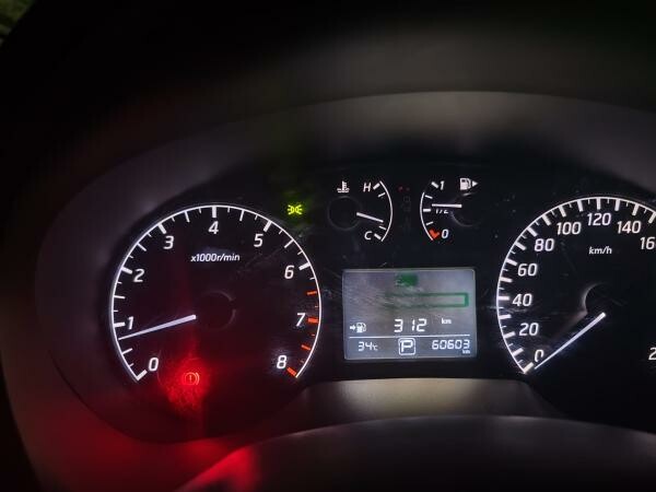 Nissan Sentra- Istamara- 02-05-27 - 6