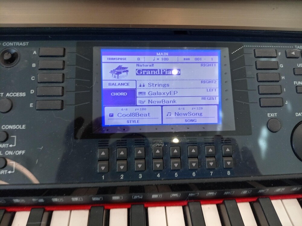 Yamaha Clavinova CVP-501 Digital Pi - 4