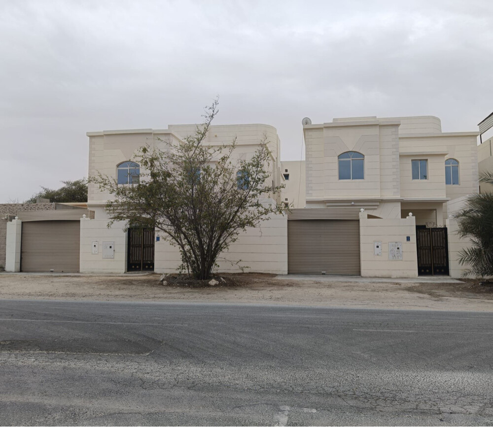 ام صلال علي - 1
