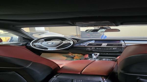 BMW X6 V8 50i for immediate sale - 9
