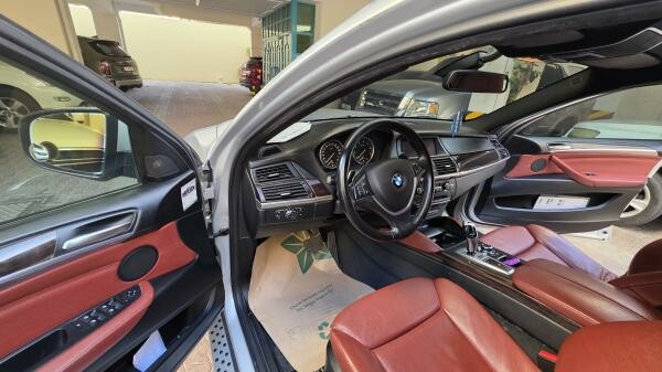 BMW X6 V8 50i for immediate sale - 4