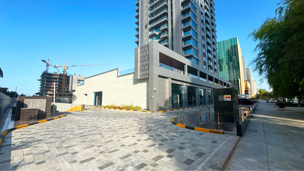 For Rent showroomin lusail marin  - 11