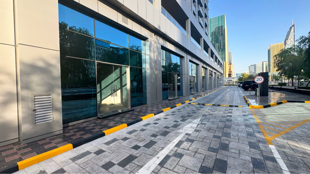 For Rent showroomin lusail marin  - 1