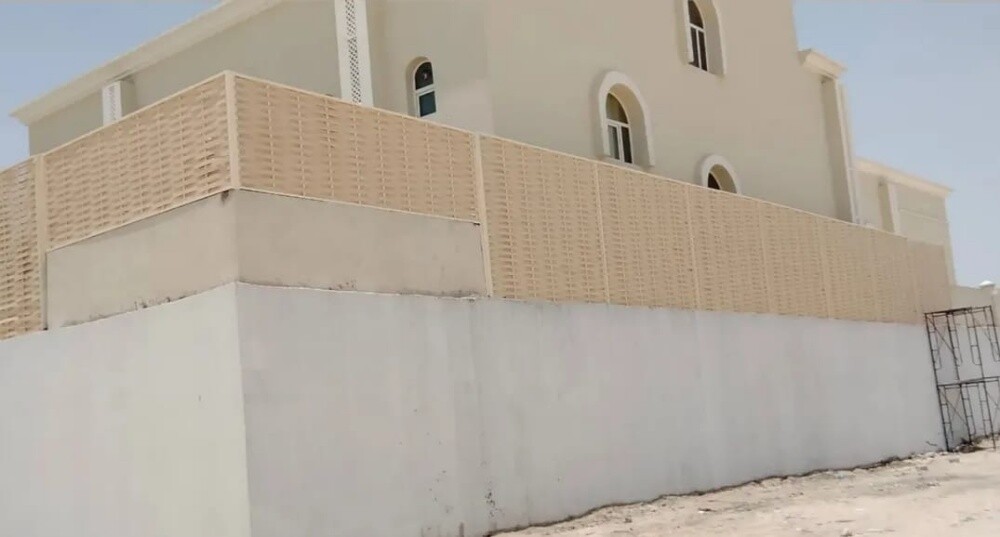 محمد يقوم بجميع أعمال الحدادة - 1