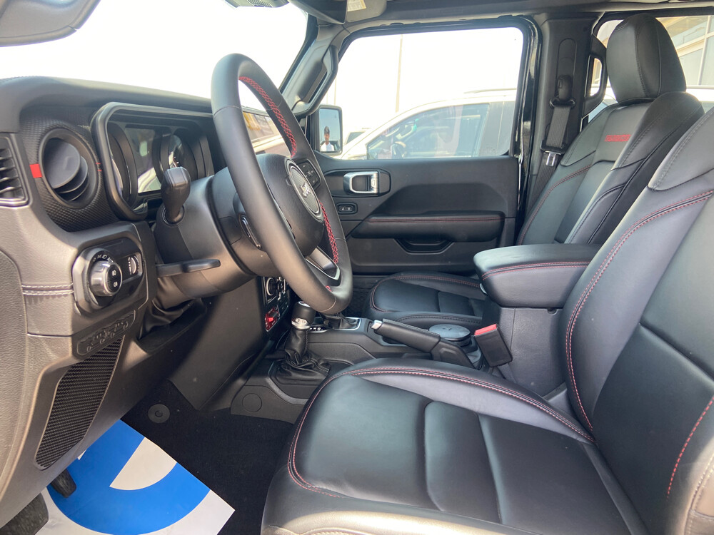 Jeep 2024 WRANGLER black - 2