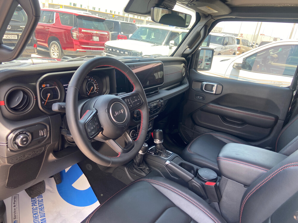 Jeep 2024 WRANGLER black - 7