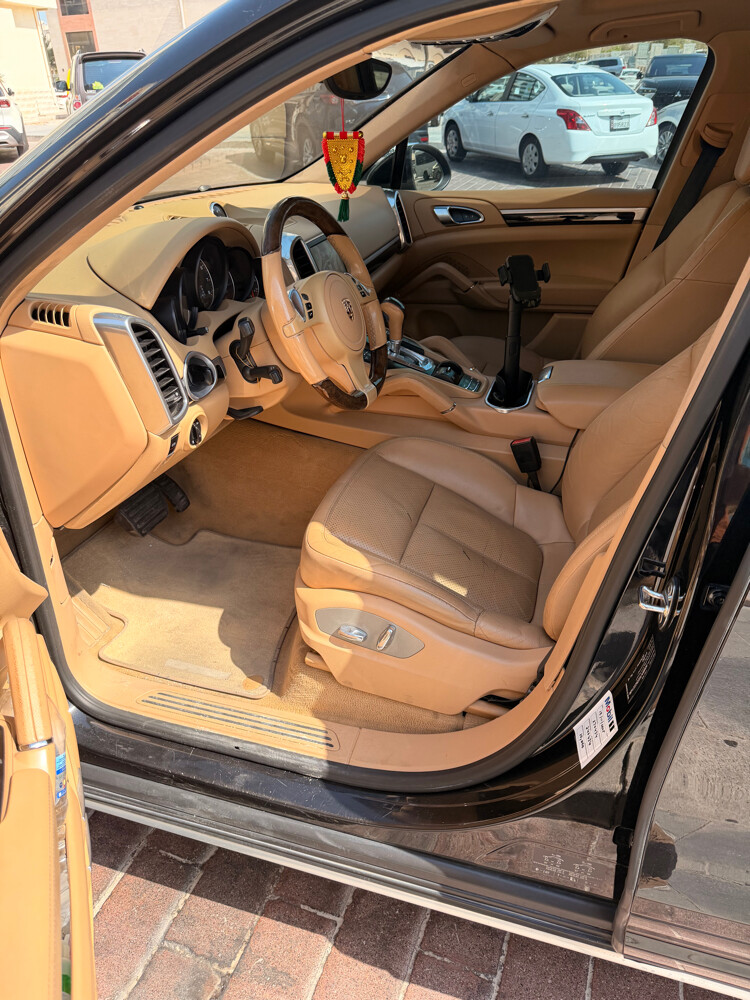 Porsche Cayenne In best condition - 11