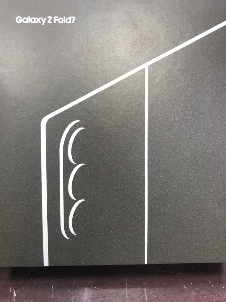 new Samsung Z fold 7 512gb - 2