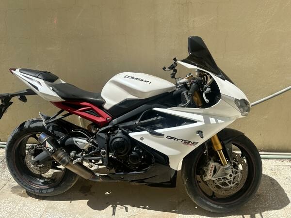Triumph Daytona sport bike for sale - 1