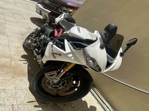 Triumph Daytona sport bike for sale - 3