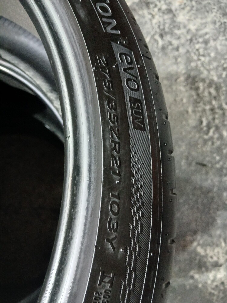 275/35/ZR21.Hankook brand - 4