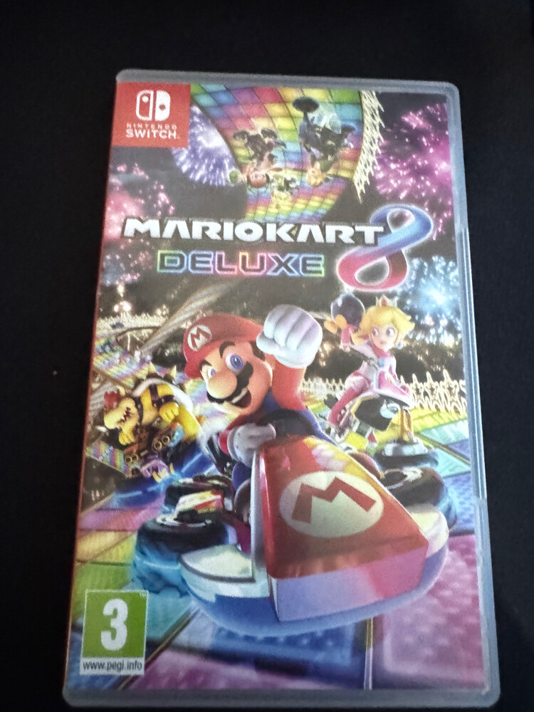 Nintendo Switch - 4