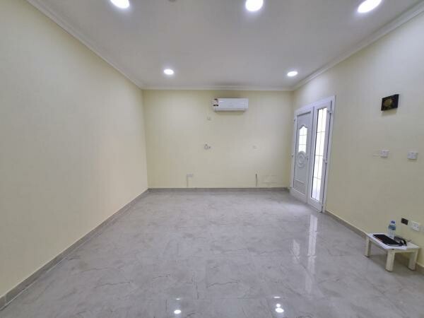 New 2 BR Apartment - 4