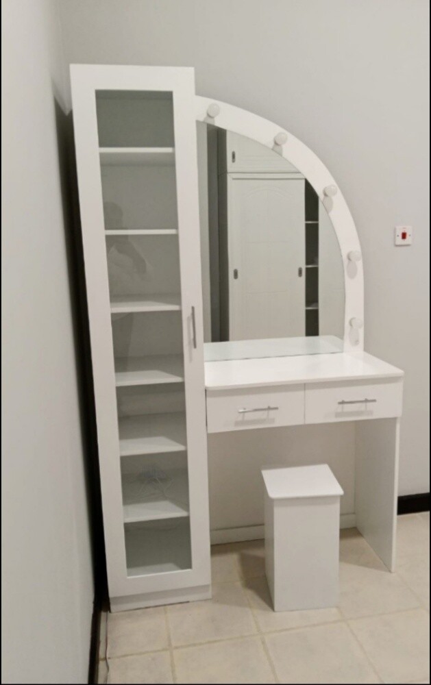 New iron shelves available have for - 6