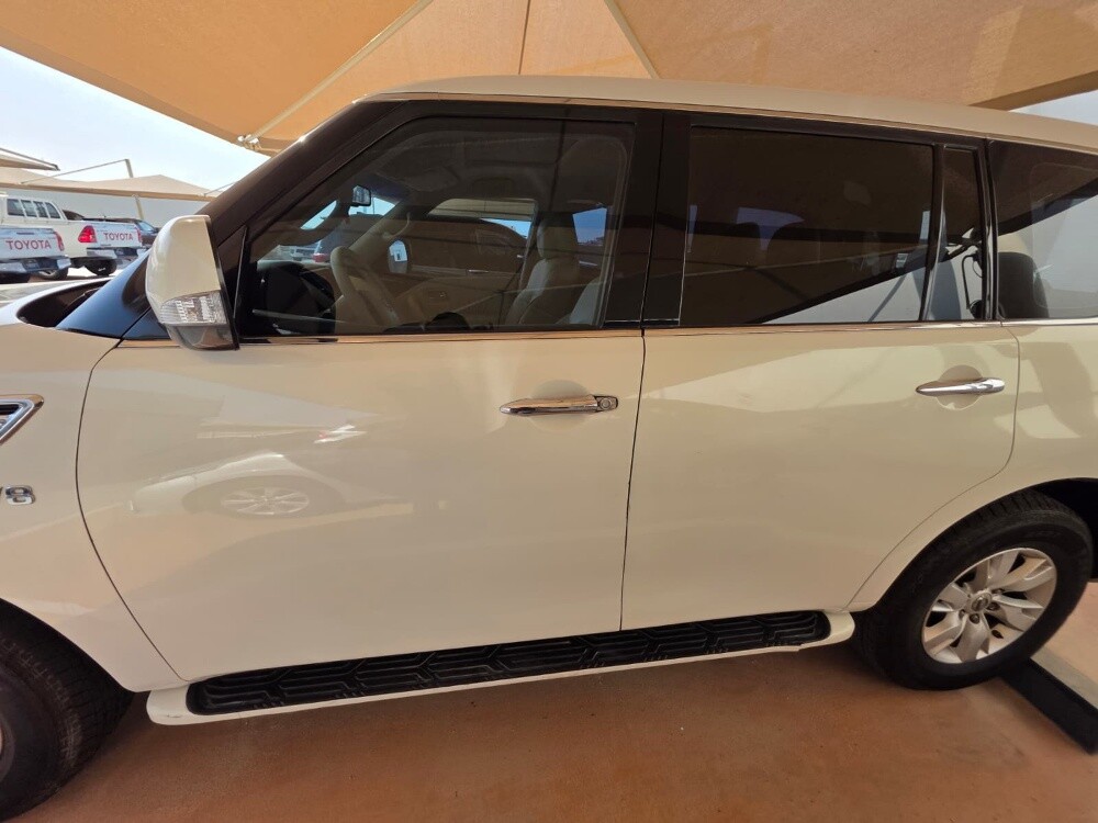 Nissan Patrol SE for urgent sale - 4