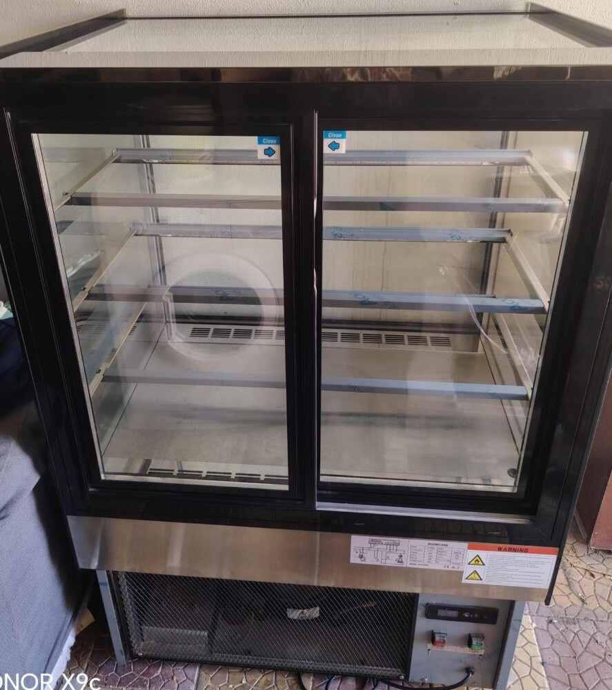 Showcase Chiller - 2
