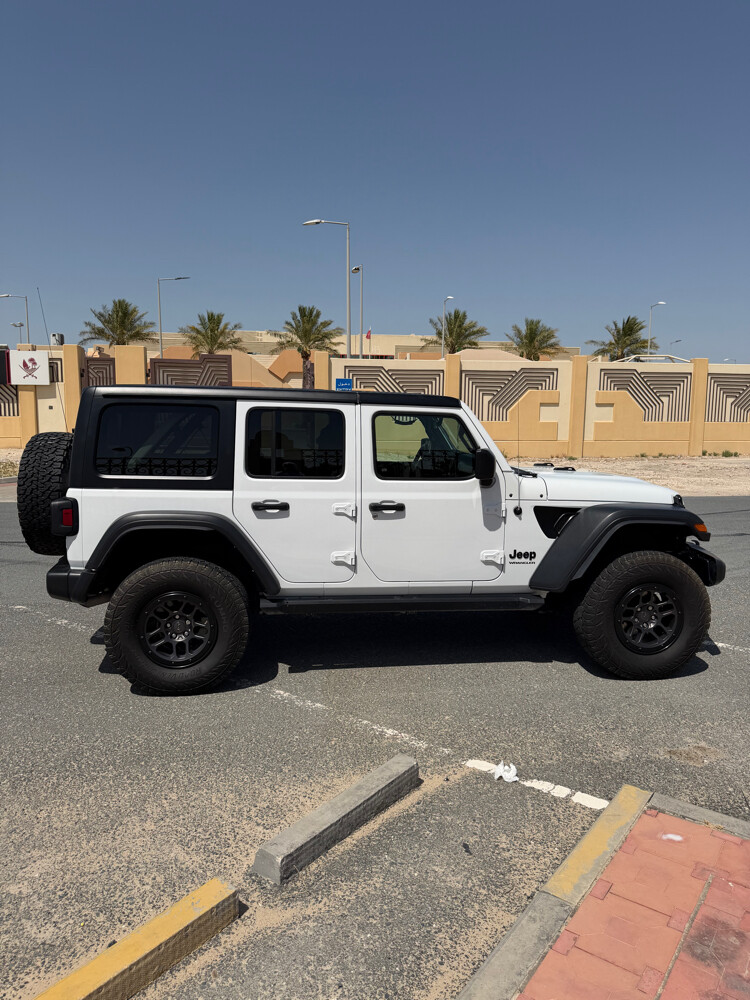 جيب رانقلر ٢٠٢٣ - 12