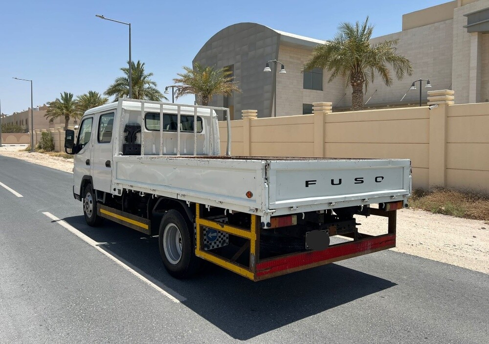 MITSUBISHI CANTER - 4