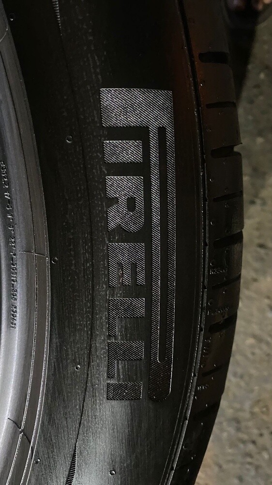 Front 285/40/22.back 325/35/22 - 7