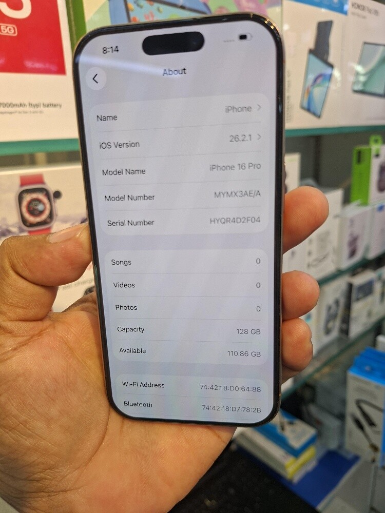 i phone 16 pro - 4