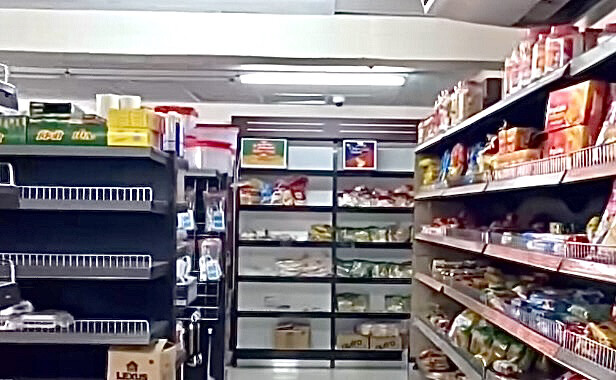 للبيع محلات تمليك في الفجيرة - 2