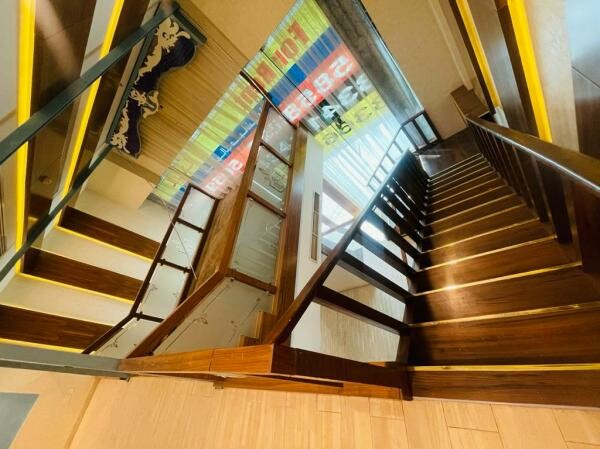 COMMERCIAL SHOP FOR RENT NEWSALATA - 14