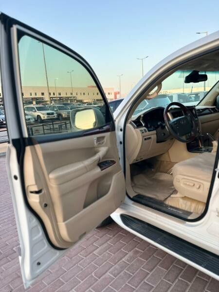 للبيع لكزس ال اكس 5700 2012 - 12