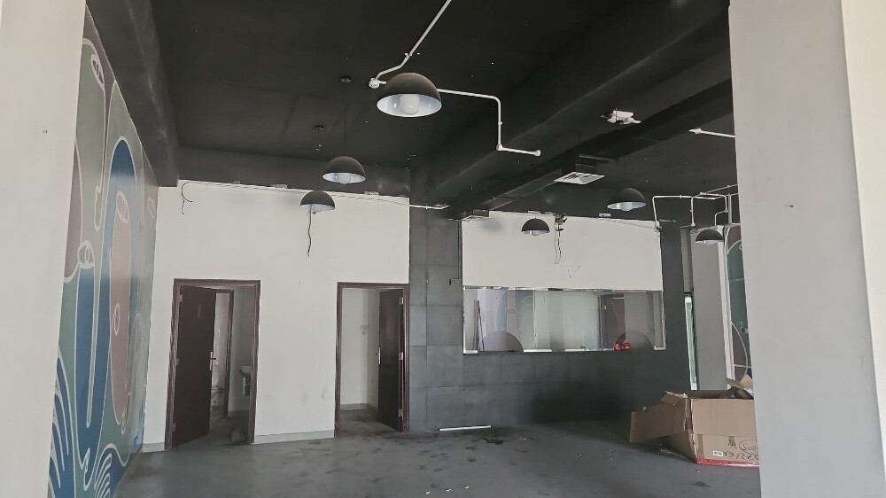 Shop for rent directly on the Third - 7