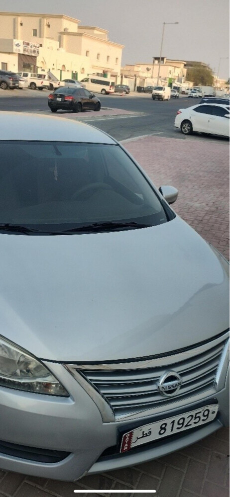 Nissan Sentra - 4