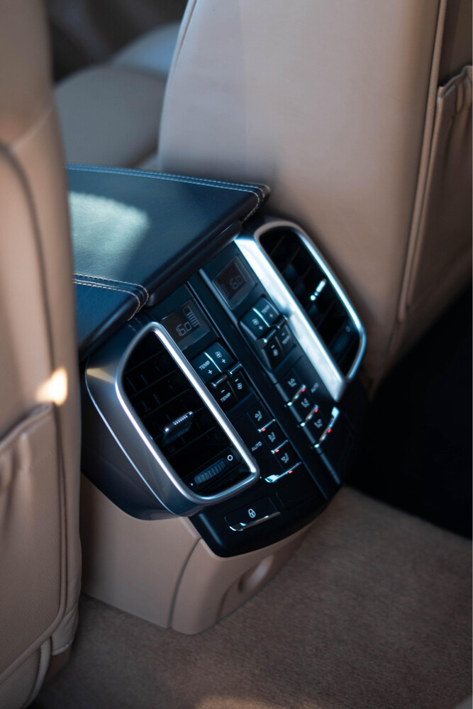 Porsche Cayenne 2016  - 16