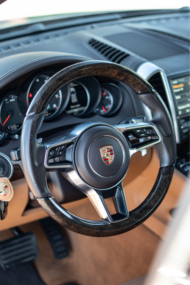 Porsche Cayenne 2016  - 13