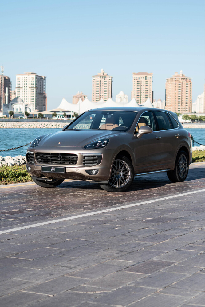 Porsche Cayenne 2016  - 17