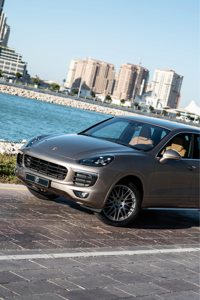 Porsche Cayenne 2016  - 9