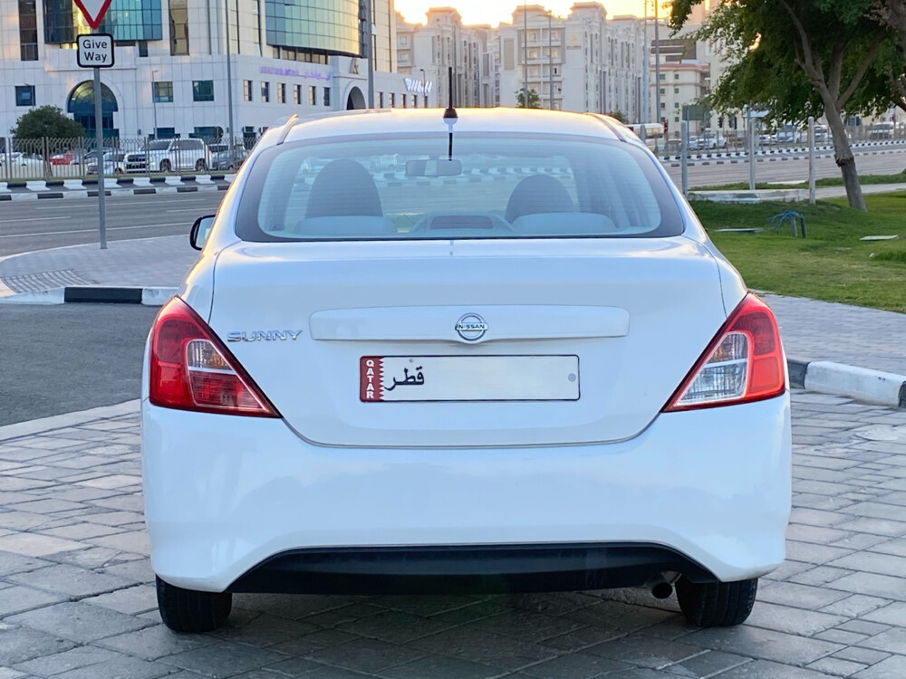 Nissan Sunny 2020 - 2