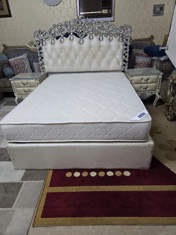 for sale bed set - 1