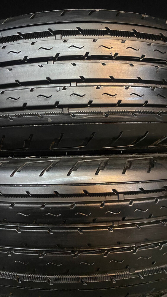 900/17# shaheen tire like new  - 2